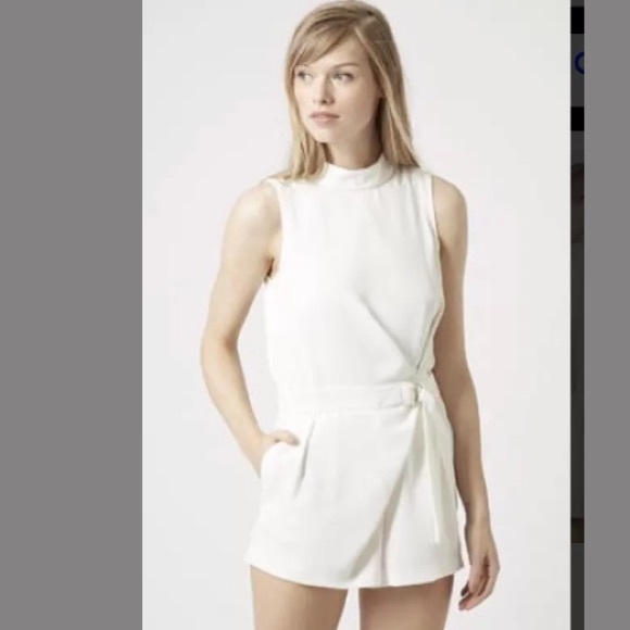 NWT TOPSHOP D-Ring Ivory Romper - Picture 3 of 8